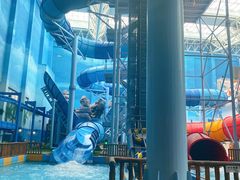 -青岛东方影都融创水世界