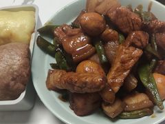 -老周家酱卤猪蹄私房菜(克拉玛依西街店)