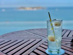 -瑰丽酒店·海吧·天际下午茶·现场DJ·天台酒吧