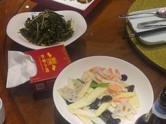 -乔家小院•非遗驴肉•本地小海鲜(滨河路店)