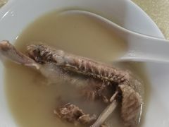 -红旗山庄(圭峰山店)