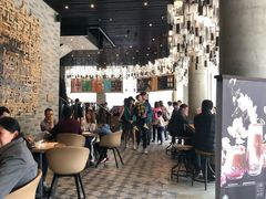 大堂-星巴克臻选(湖滨道店)