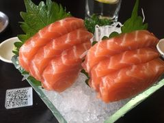 三文鱼刺身-春草居酒屋·晴子の店