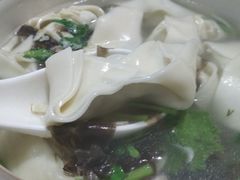 砂锅馄饨-吴淞老街砂锅馄饨(北兴路店)