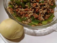-东来菜馆•手抓海鲜家常菜•海鲜锅贴(鸽子窝店)