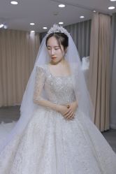 -台湾蔡美月婚纱租赁