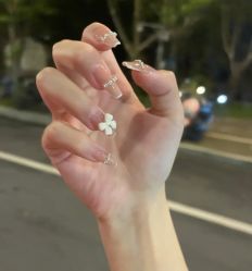 -IDO美甲美睫