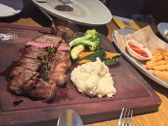 -MARU玛露音乐餐厅(大学路店)