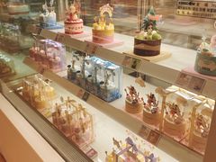 面包甜点陈列柜-好利来(槐中店)