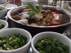 -佘记全家福芋儿鸡(向阳街总店)