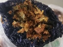乌饭加肉松油条-芳婆糕团店(王府大街店)