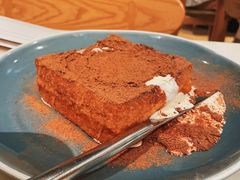 漏奶西士多-石板街港澳冰室(天环店)