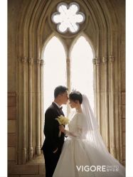 -雪中彩影婚纱摄影·微光艺术中心