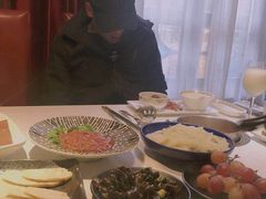 -泓炙颐凤鲜海鲜火锅料理(桐乡店)