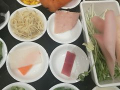 -妈妈故事米线(市府恒隆店)