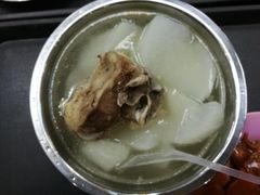 萝卜猪骨汤-华中科技大学百景园(三楼酒店)