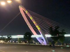 -南京眼步行桥