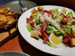 经典凯撒沙拉-魏斯理汉堡(西安沣东吾悦店)