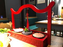 -同蛙阁美蛙鱼头火锅