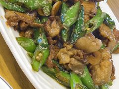 -兔行天下-鸿鹤鲜锅兔(中海国际店)