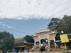 -灵岩山风景区
