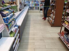 -全家便利店(天目山路三店)