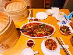 酸辣汤-鼎泰丰(嘉年华•海信广场VILLAGE店)