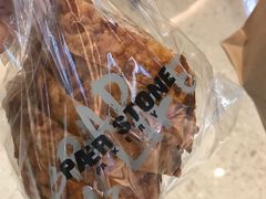 核桃芝士麦法包-PAPER STONE BAKERY(天汇广场店)