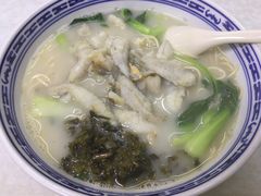 -明呈黄鱼面馆(斜土路店)