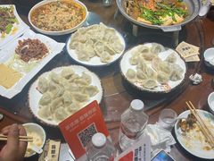 -东来菜馆•手抓海鲜家常菜•海鲜锅贴(鸽子窝店)