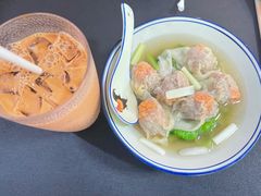 蟹子鲜虾云吞面-左记港食(融科天城店)