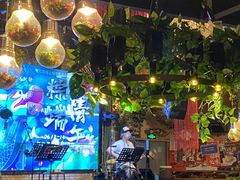 -胡桃里乐队酒馆(农科路店)
