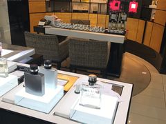 -Chanel(德基广场店)