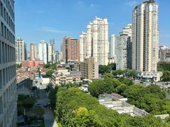 -LuOne凯德晶萃广场(徐家汇路店)