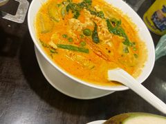 -J Daeng Seafood