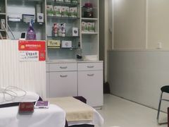 -爱脊康新中式推拿(江汉路步行街店)