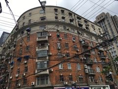 -梅记大块头爆鱼店(乍浦路店)