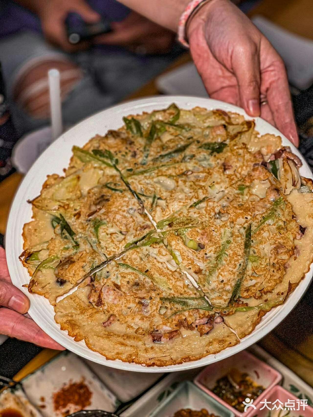 有投影的和牛烧肉餐厅，聚餐约会好去处！😄