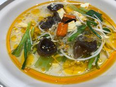 骨汤酸辣时蔬-喜家德虾仁水饺(浦东山姆店)