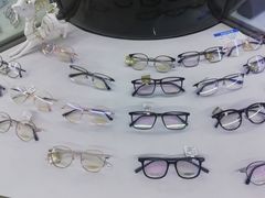 -云镜眼镜加工中心(南环路店)