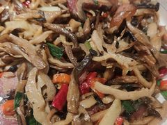 -云海肴·汽锅鸡·云南菜(美罗城店)