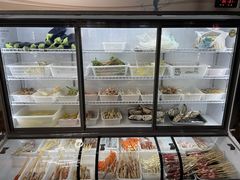 面包甜点陈列柜-传奇龙虾·烤牛肉
