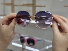 -优视觉视光中心•青少年近视防控(新世界中心写字楼店)