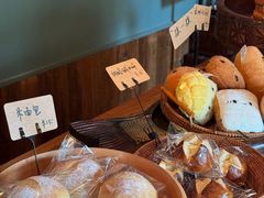 -出走咖啡·面包(宋庄店)