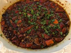 水煮牛肉-尘香•传统川菜(创汇首座店)