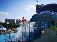 -欢乐水魔方水世界