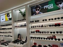 -J-Optical佳视明眼镜·蔡司视觉(青岛金茂览秀城店)
