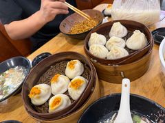 蟹黄小包-常鲜德乐购迎桂馒头店(麻巷公寓店)