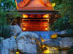 -七彩云南古滇温泉山庄