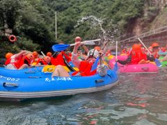 -安吉龙王山峡谷漂流